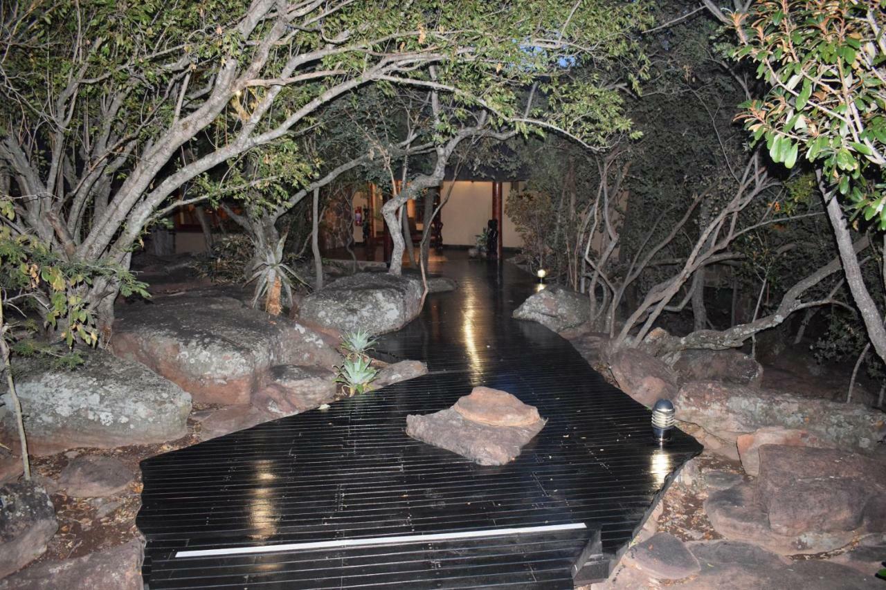 Sekala Private Game Lodge Welgevonden Game Reserve Eksteriør billede